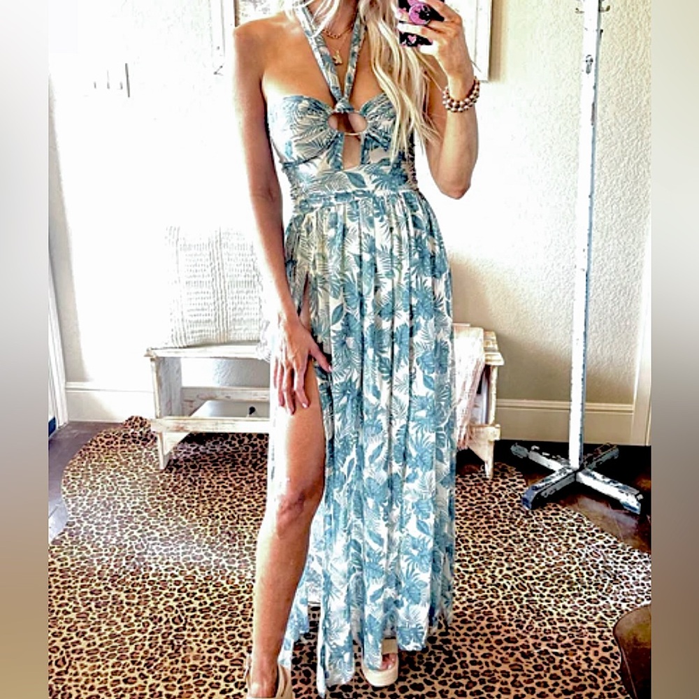 Love Is All Green Leaf Tropical Tie Halter Maxi Dress w Slits & Built in Bottoms